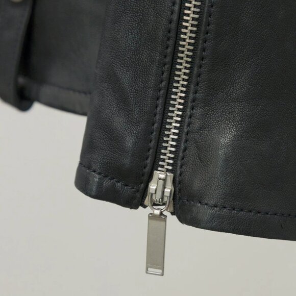 Saint Laurent SS/18 Runway Black Leather Biker-Style Jacket - Picture 5 of 9